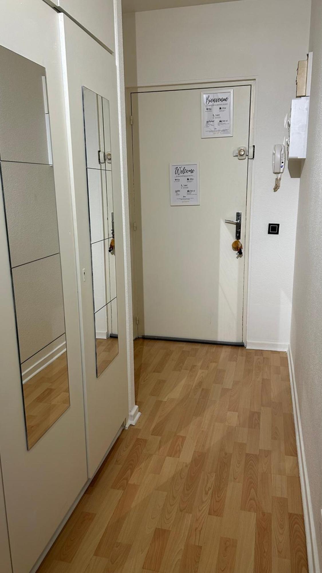Appartement Frontiere Luxembourg 티옹빌 외부 사진